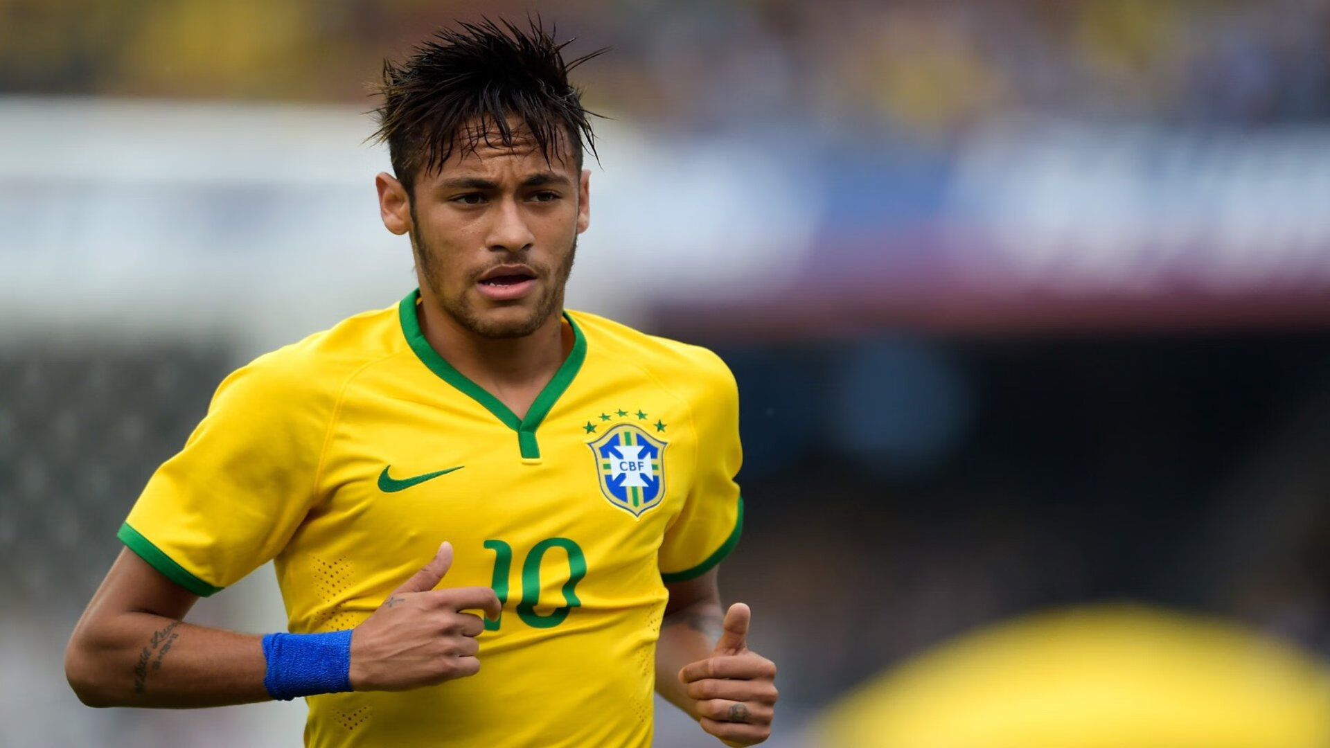 双方均有破门良机，战局胶着