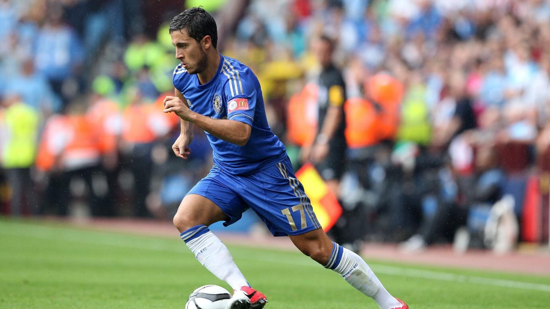 战术分析：英超各队高位逼抢与防守反击，英超各队打法