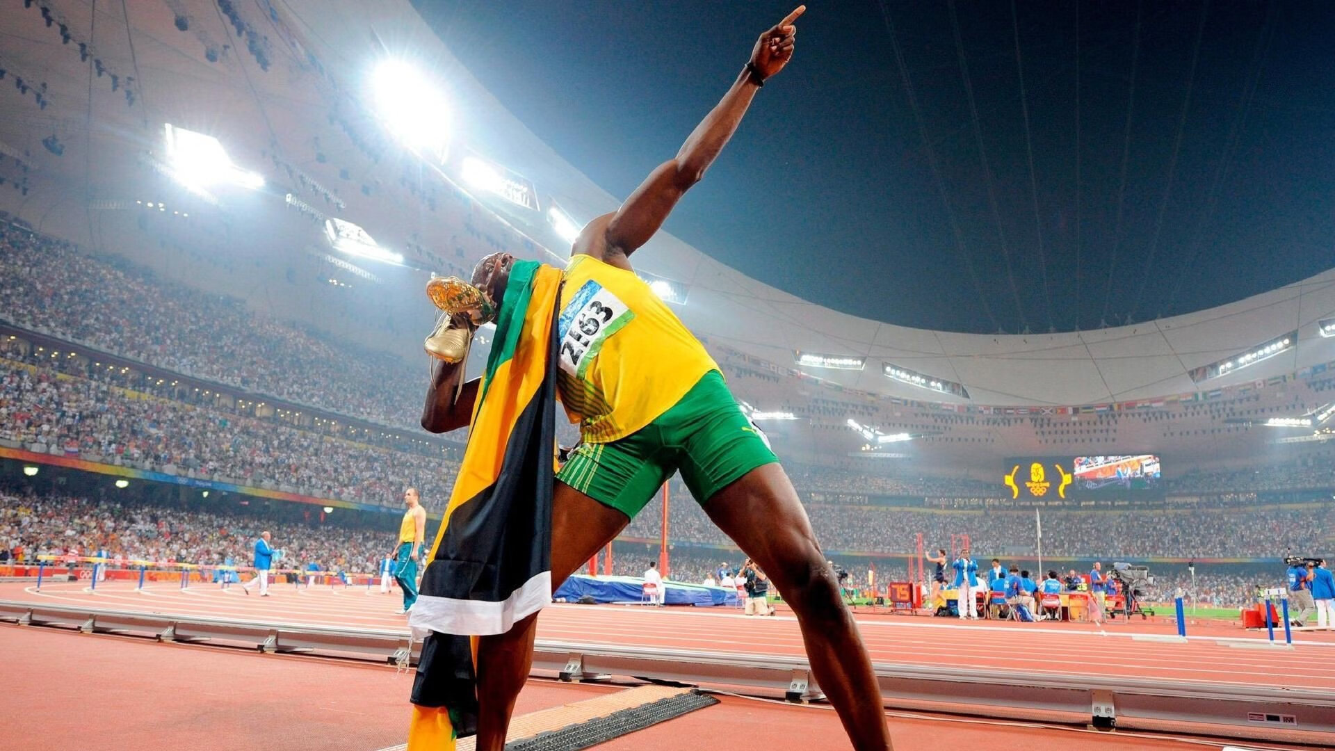 达里尔·基：凭借精准的场上判断，他为全黑队进攻提供了重要保障